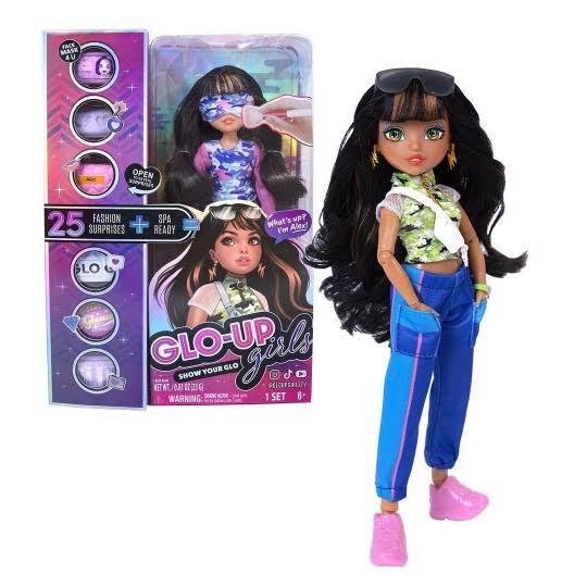 בובת גלו אפ גירלז אלכס
